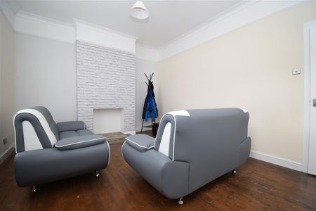 Princess Street, Outwood, Wakefield - Photo 2