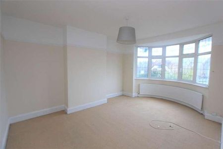 Olive Avenue, Leigh-on-sea, Essex, SS9 - Photo 5