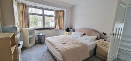 3 bedroom property to rent - Photo 2