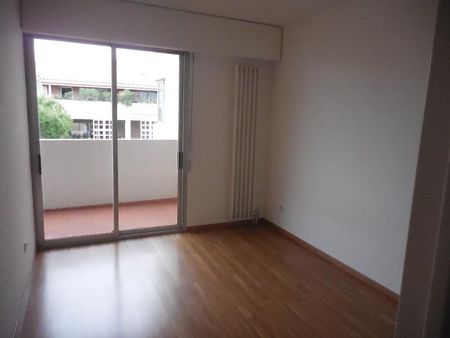 Appartement 2 pièces 48m2 MARSEILLE 8EME 849 euros - Photo 4