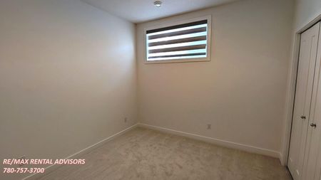 BSMT 586 Rangeview Street Southeast - Photo 3