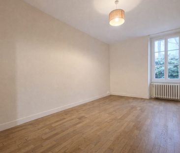 Location Appartement 3 pièces 78m² CHALON SUR SAONE 71100 - Photo 4