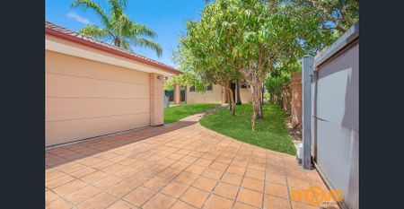 Stunning Fully Furnished 4-Bedroom Family Home Plus Office Room | Bright, Spacious and Perfectly Located - Photo 5