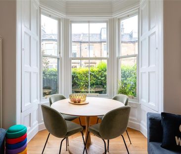 4 bedroom semi-detached house to rent - Photo 4