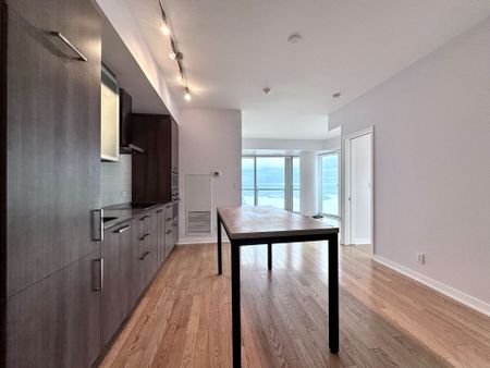 For Lease - 12 York Street Unit# 3704, Toronto, Ontario - Photo 5