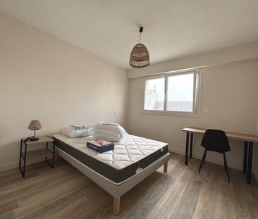 A LOUER T3 MEUBLE VANNES CENTRE VILLE - Photo 2