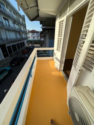 Location appartement 1 pièce, 32.00m², Cayenne - Photo 4