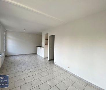 Location Maison 3 pièces 65m² FONTAINE DE VAUCLUSE 84800 - Photo 1