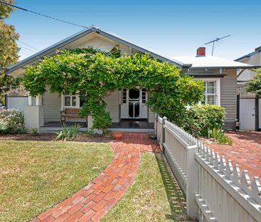 Charming Period & Spacious Home! - Photo 1