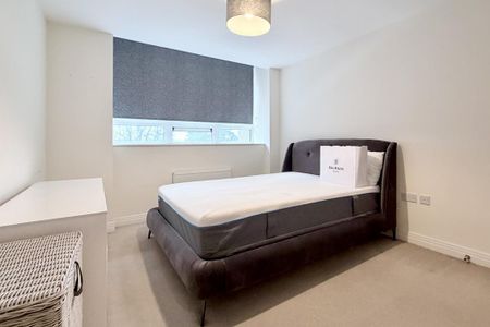 2 bedroom flat to rent - Photo 5