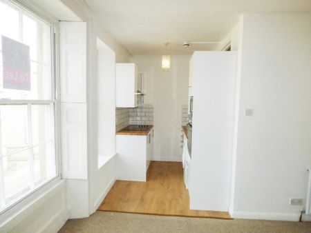 1 bedroom apartment to rent - Photo 2