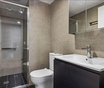 203/42 Mort Street, Braddon ACT 2612 - House For Rent | Domain - Photo 3