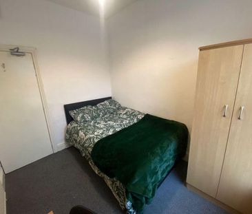 7 bedroom house share to rent - Photo 3
