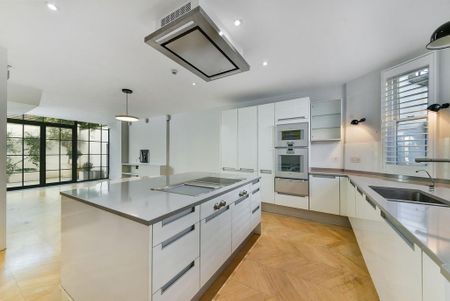 3 bedroom terraced house to rent - Photo 3