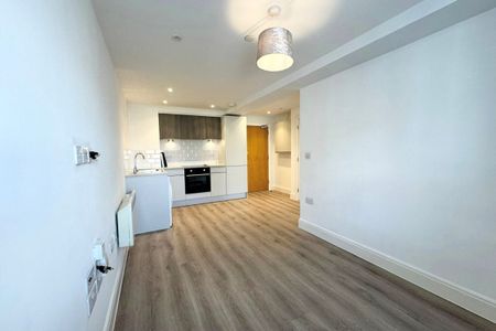 Albert Road, BOURNEMOUTH - Photo 4