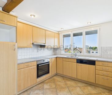 Sonnige 3.5-Zimmer Dachwohnung im Zentrum der Stadt Wil SG / 95 m2 - Photo 6