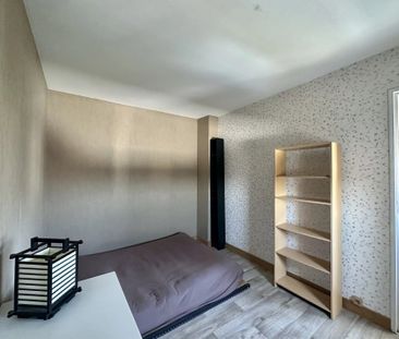 VITRY SUR SEINE - 3 PIECES - 51.48M² + PARKING - Photo 6