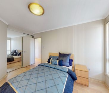 Beautiful Apartment Overlooking Swimming Pool and Gardens!!! - Photo 3