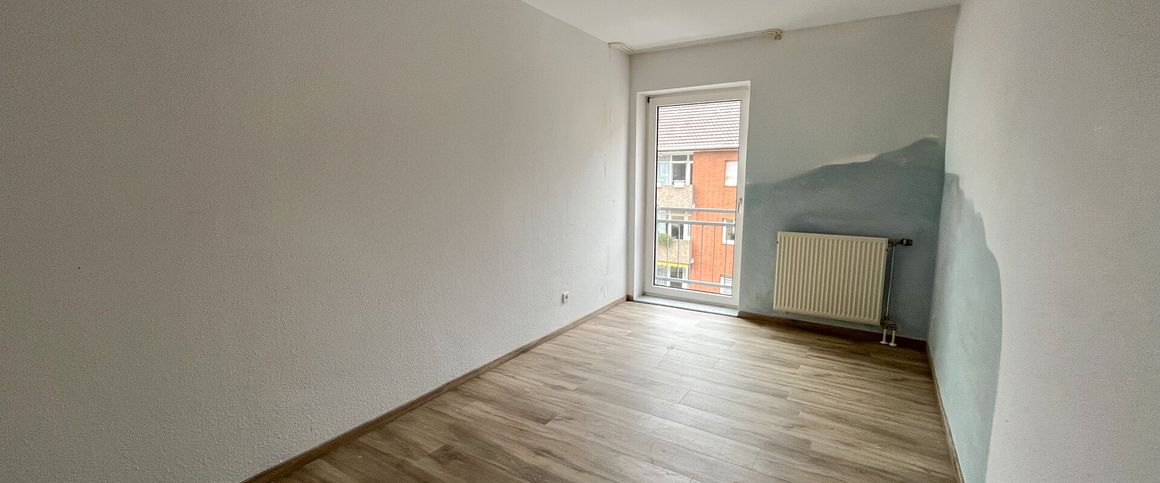 Barrierefreie 3-Zimmer-Wohnung mit zwei Balkonen und Tiefgaragenstellplatz in Zentrumnähe! - Foto 1