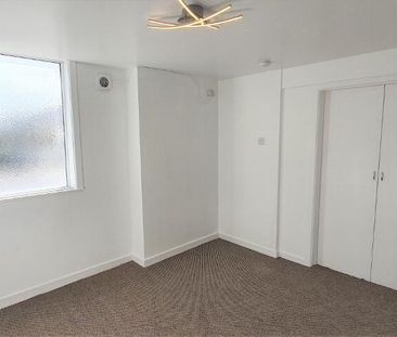 1 Main Street, Doagh, Ballyclare, BT39 0QL - Photo 2