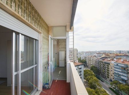 Alameda das Linhas de Torres, Lisbon, Lisbon 1750-248 - Photo 3