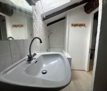 Location appartement Marseille 6ème (13006) - Photo 2