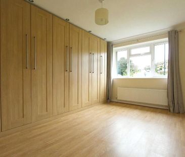 2 bedroom maisonette to rent - Photo 3