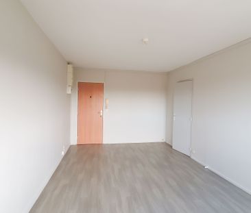 T1 de 33 m² refait à neuf avec pièce à vivre lumineuse - Photo 2