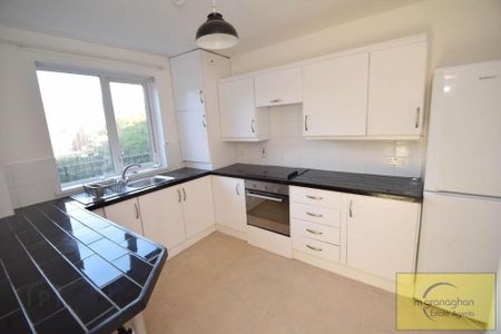 69b Slievegallion Drive, Belfast, BT11 8JP - Photo 5