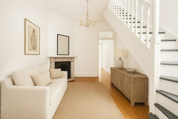 Charming Terrace in a Premier Inner-City Pocket - Photo 1