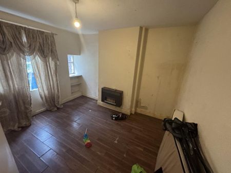 3 bedroom detached house to rent - Photo 3