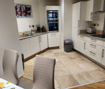 2 bedroom flat to rent - Photo 6