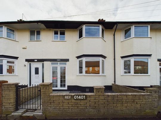 3 bedroom terraced house to rent - Photo 1