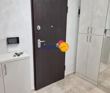 NOU, apartament 1 camera decomandat - Fotografie 3