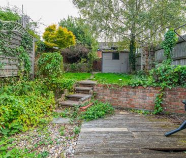 1 bed Room To Let - Photo 4