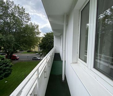 Balkon-Oase: Helle 2-Zimmer-Wohnung in Neumühl - Foto 1