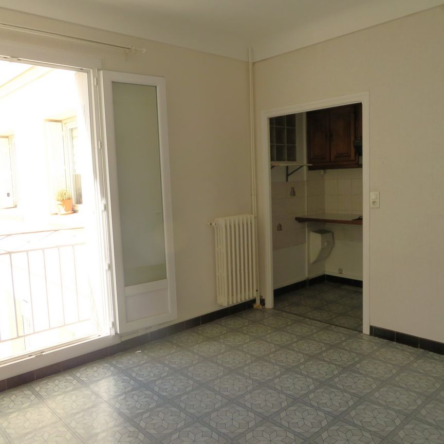 T2, 34m², 45 Av Jean Jaurès Nîmes 470€ H.C - Photo 1