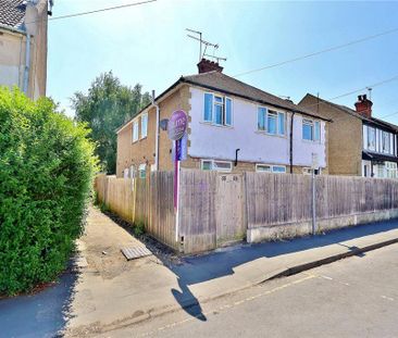 2 bedroom maisonette to rent - Photo 5