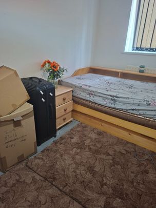 Room in a Shared Flat, Bath Street, LE4 - Photo 1