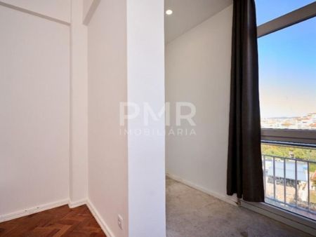 3 bedroom luxury Flat for rent in Lumiar, Lisbon - Photo 2