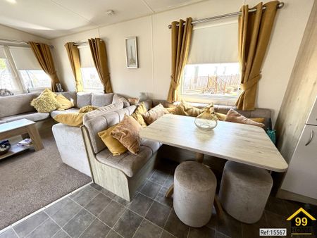2 bed Park Home in New-Dover Caravan Park Low road, Harwich, CO12 3TS - Photo 2
