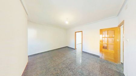 Piso de alquiler en Casco Histórico de Barajas - Photo 2