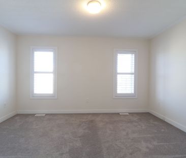 For Lease - 2644 Castlegate Crossing, Pickering, Ontario - Photo 5