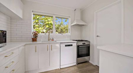 2 BDR unit for rent ( Mangere) - Photo 3