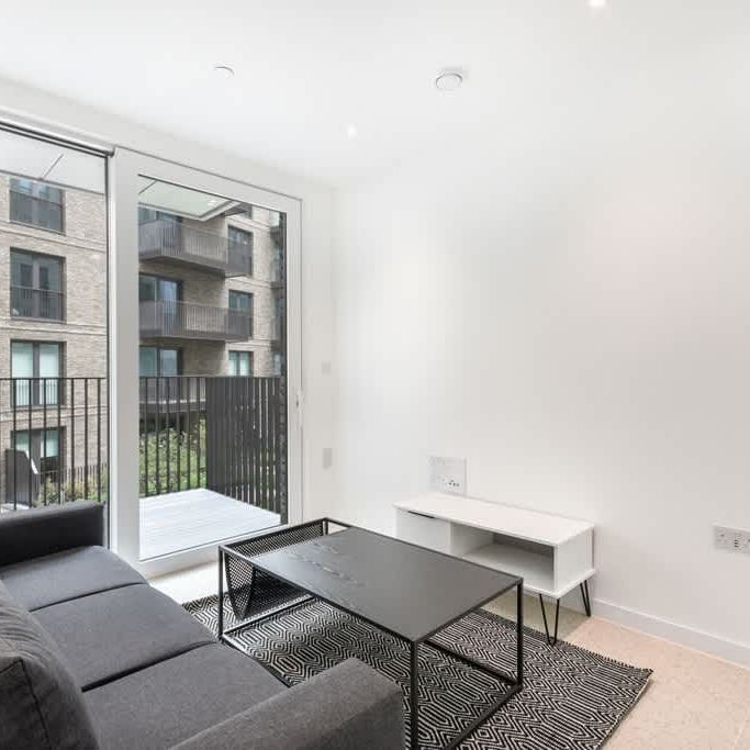 Georgette Apartments, Cendal Crescent, E1 - Photo 1