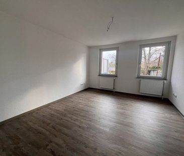 Frisch renovierte 3-Zimmer-Wohnung im 1. OG mit Balkon - Foto 1