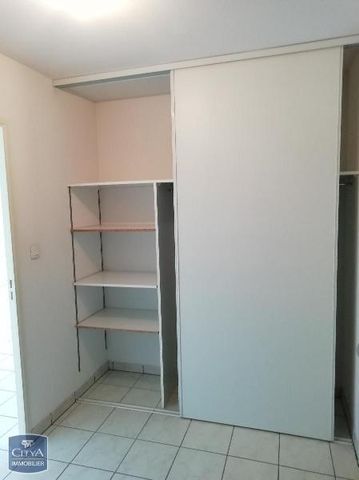 Location Appartement 1 pièce 38m² BLOIS 41000 - Photo 4