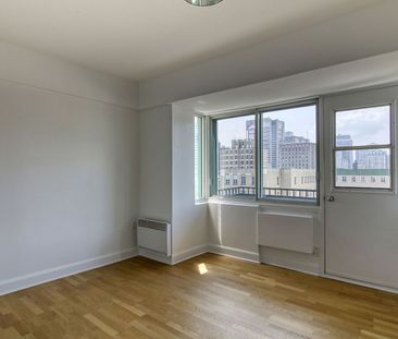 3455 Aylmer - Photo 5