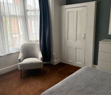 Room in a Shared House, Sykefield Avenue, LE3 - Photo 6