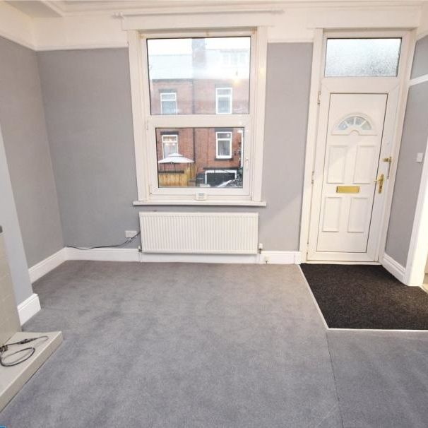 Parkfield Row, LS11 7LT - Photo 1